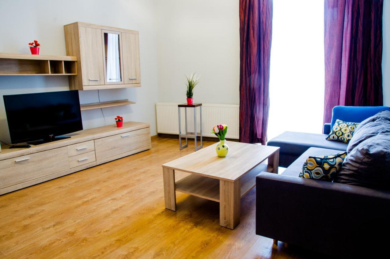 Apartament Brazowy Narutowicza 11 Lublin Exterior photo